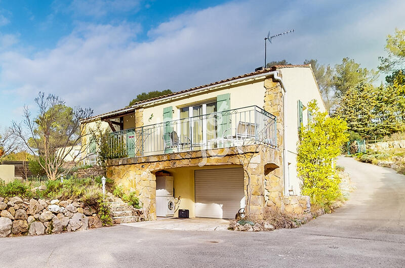 Maison - 103 m² - 5 pièces