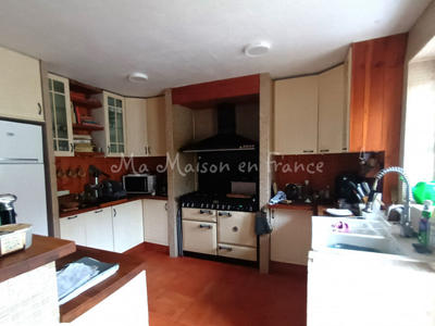 Maison chambre d'hôtes - 240 m² - 8 pièces