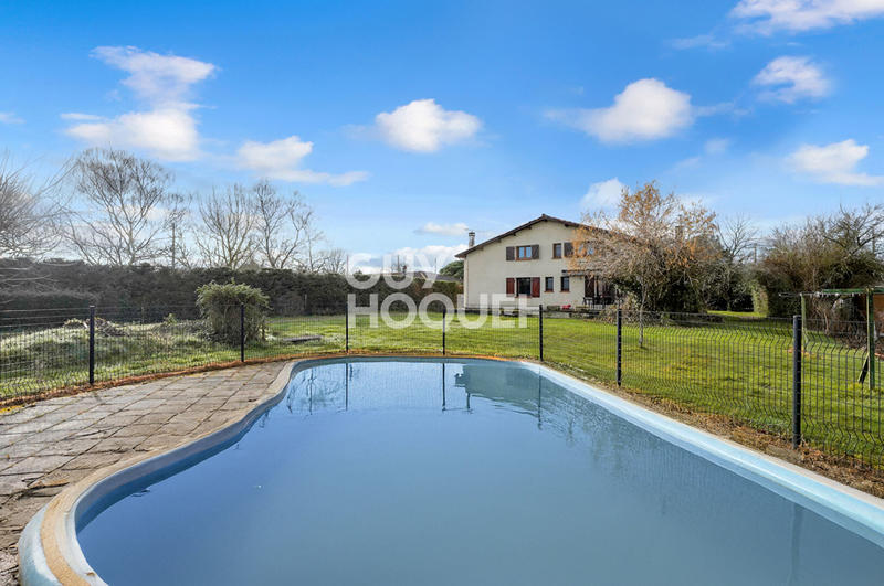 Maison - 122 m² - 6 pièces