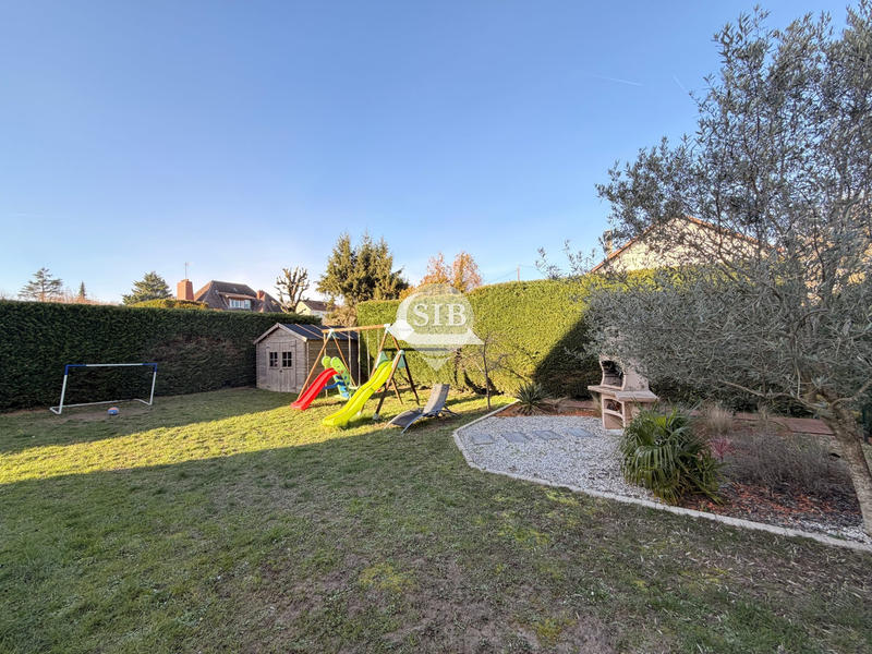 Maison - 104 m² - 5 pièces