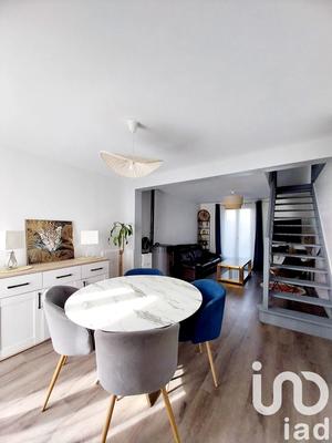 Maison - 76 m² - 4 pièces