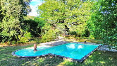 Maison - 192 m² - 5 pièces