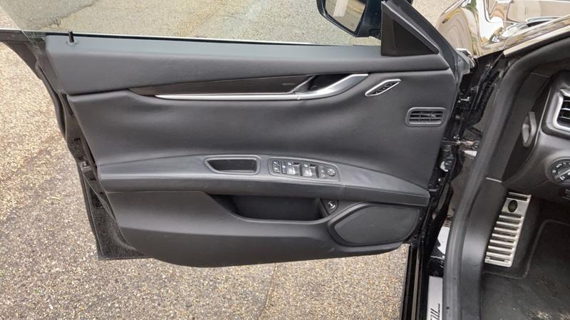 Maserati Ghibli 3.0 V6 410 Bva8 Sq4 - Automatique Toit ouvrant