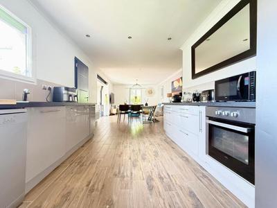 Maison - 178 m² - 6 pièces