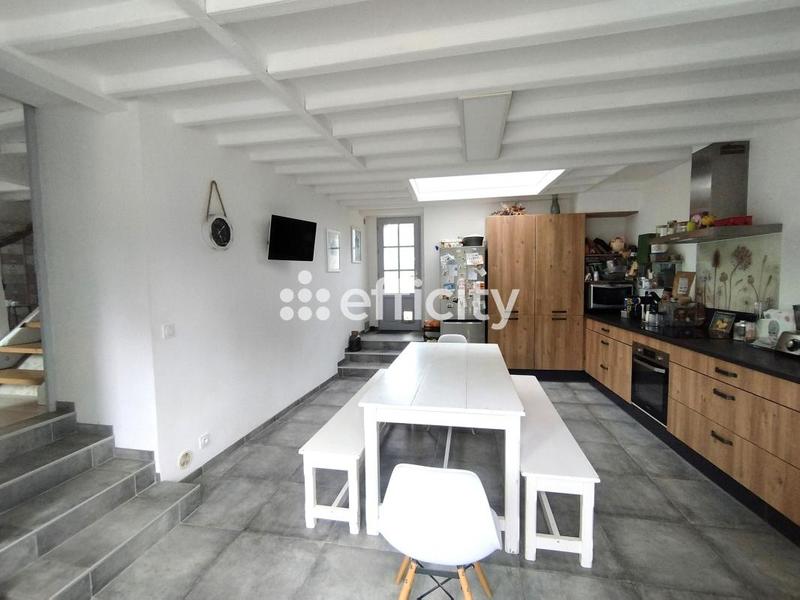 Maison - 140 m² - 6 pièces