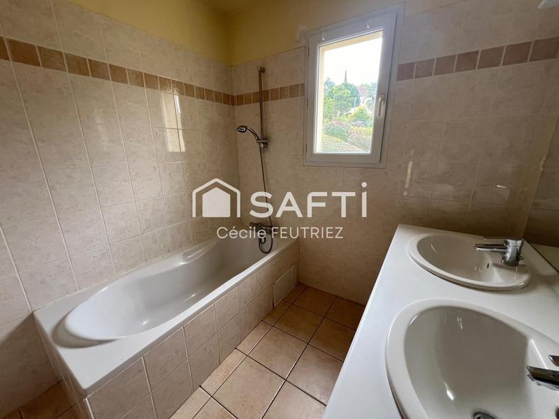 Maison - 92 m² - 4 pièces