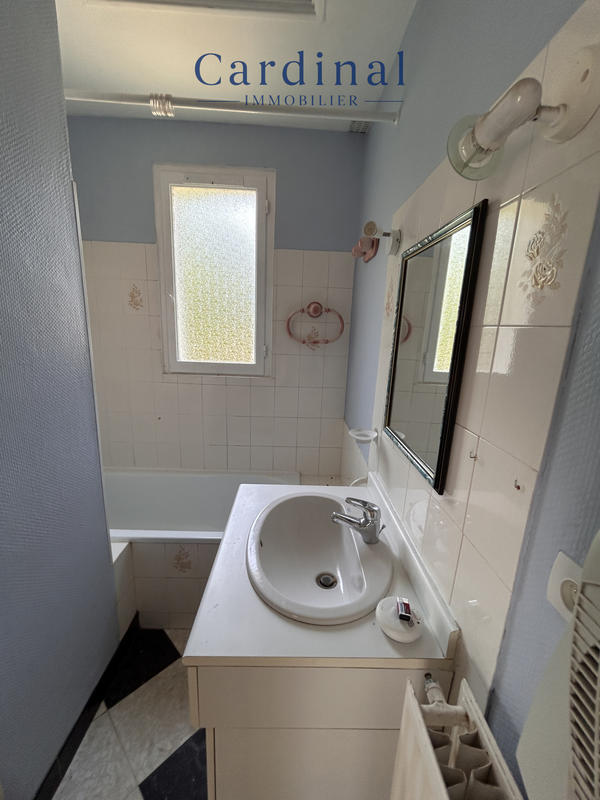 Maison - 90 m² - 5 pièces