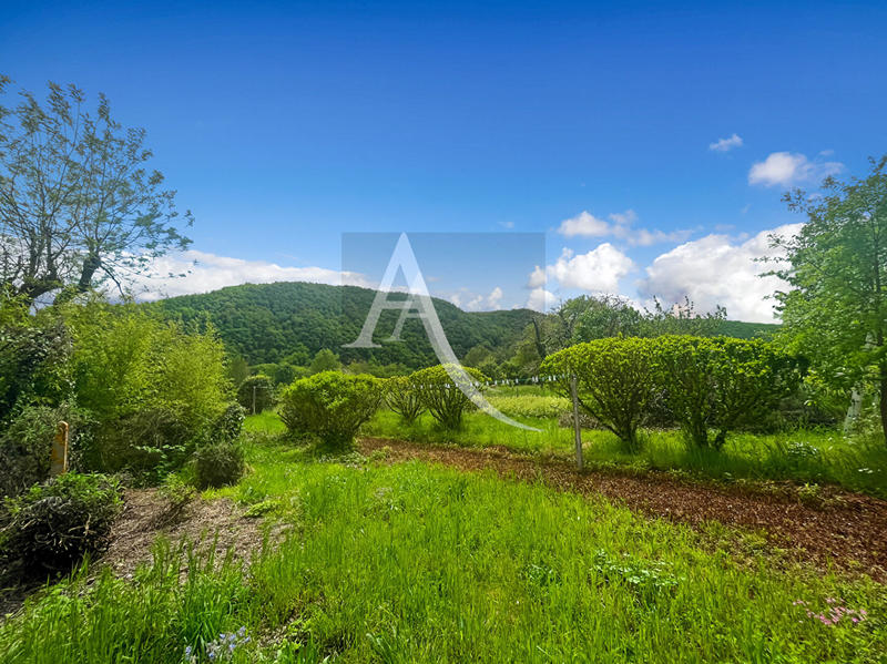 Maison - 140 m² - 8 pièces