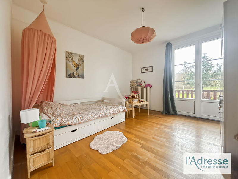 Maison - 258 m² - 7 pièces