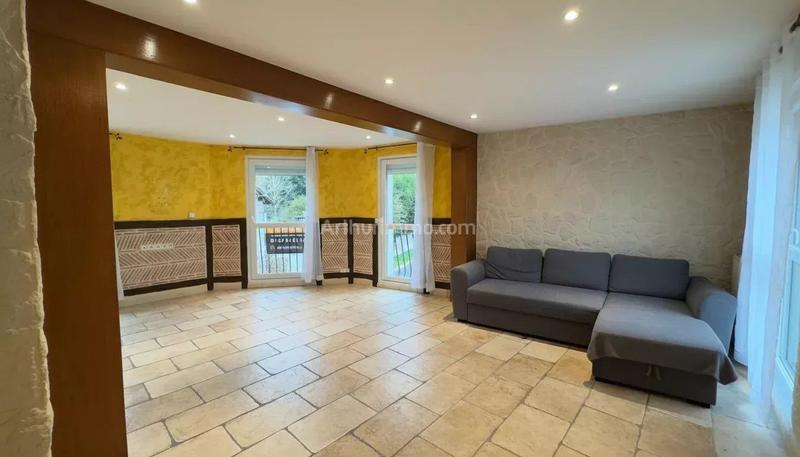 Immeuble - 112 m² - 5 pièces