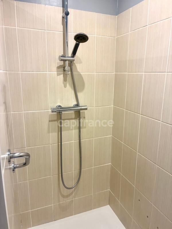 Appartement - 81 m² - 5 pièces