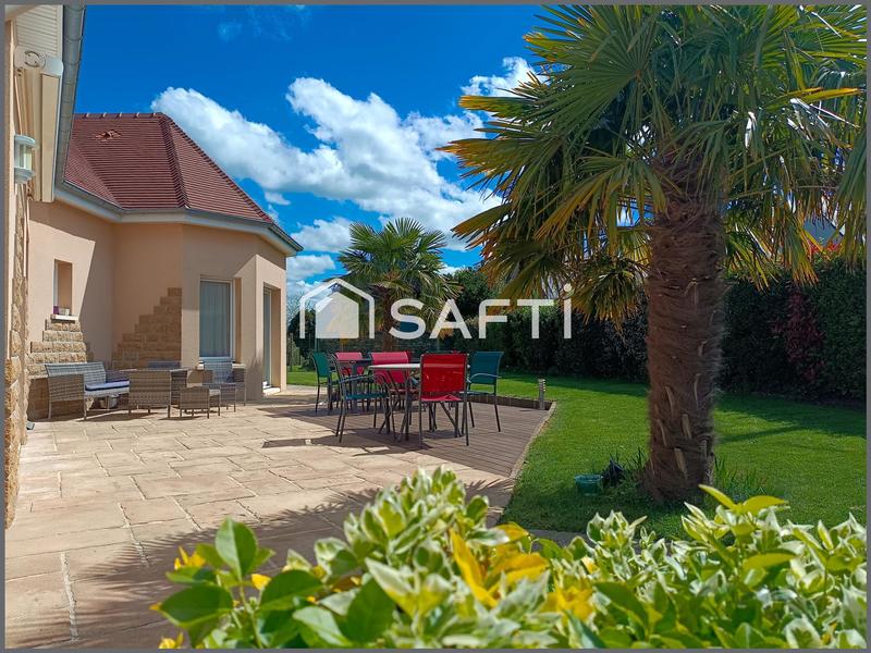 Maison - 211 m² - 9 pièces