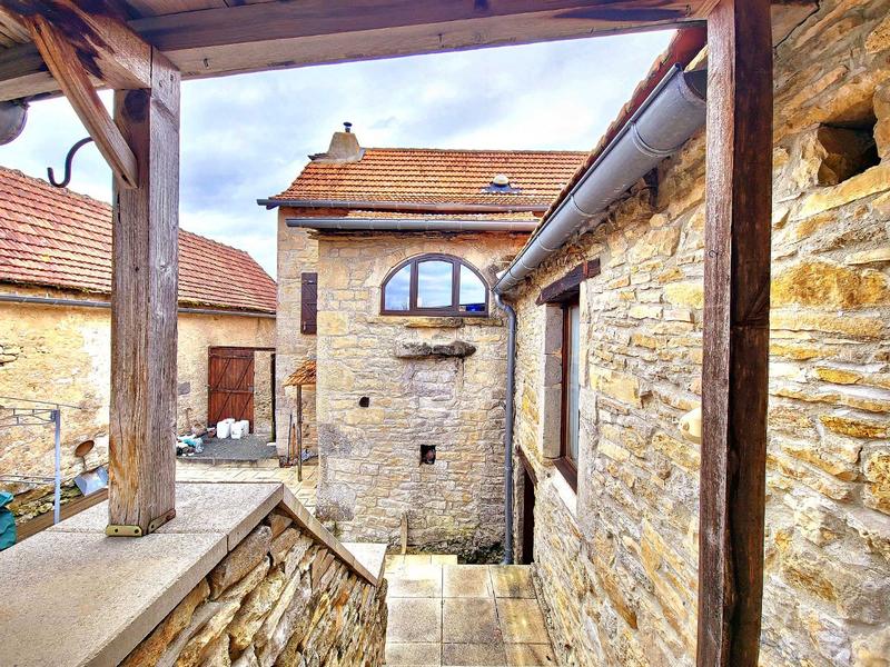 Maison de village - 185 m² - 8 pièces