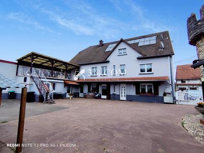 Propriété - 525 m² - 15 pièces