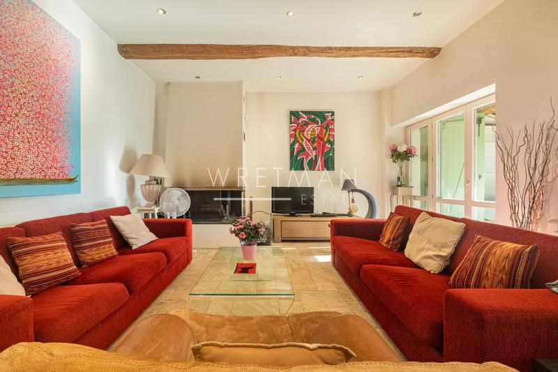 Villa - 191 m² - 6 pièces