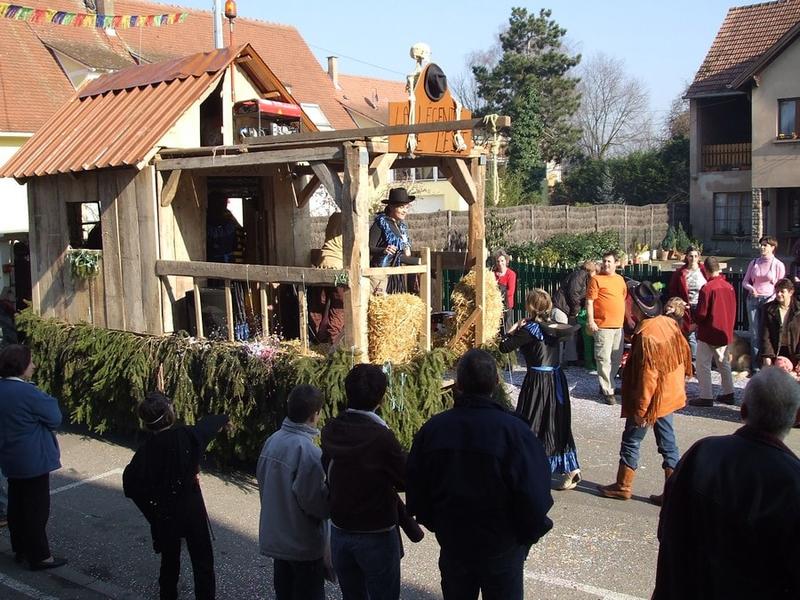 Grande cavalcade et bal