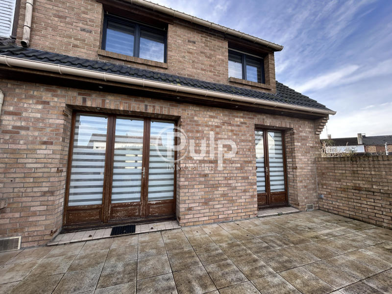 Maison - 85 m² - 6 pièces