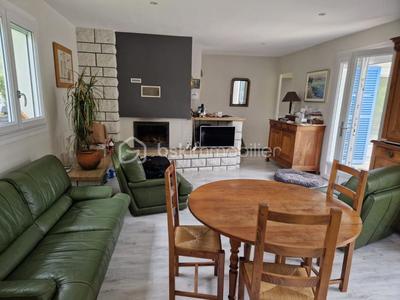 Maison - 86 m² - 5 pièces