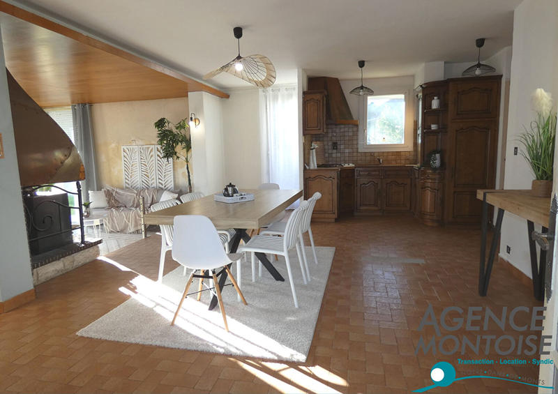 Maison - 116 m² - 4 pièces