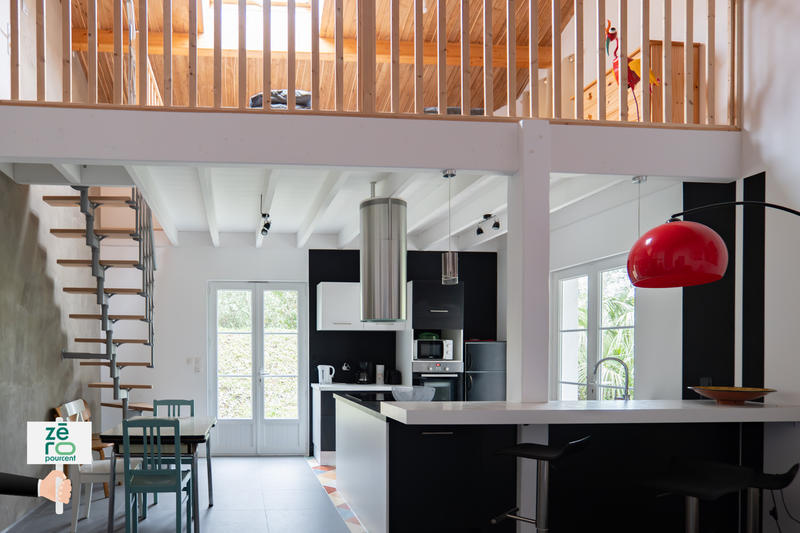 Maison - 121 m² - 7 pièces