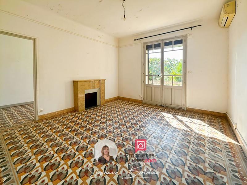 Maison - 180 m² - 7 pièces