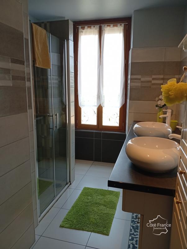 Maison chambre d'hôtes - 371 m² - 14 pièces