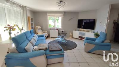 Maison - 121 m² - 6 pièces