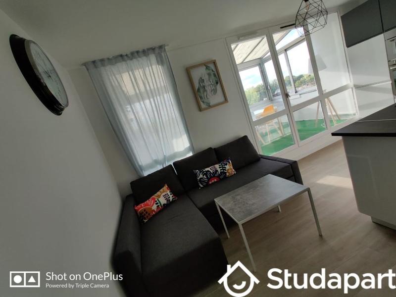 Chambre - 9 m² - 1 pièce