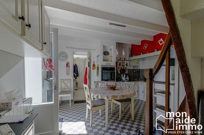 Maison traditionnelle - 135 m² - 5 pièces