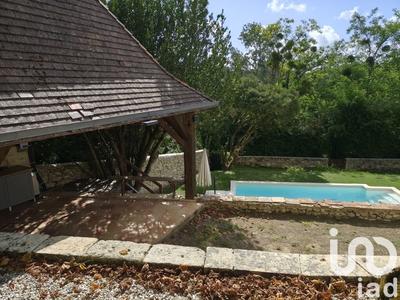 Maison - 237 m² - 7 pièces