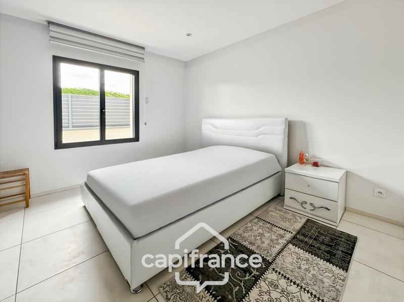 Maison - 275 m² - 7 pièces