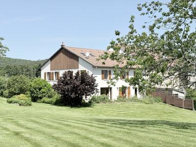 Maison - 323 m² - 11 pièces