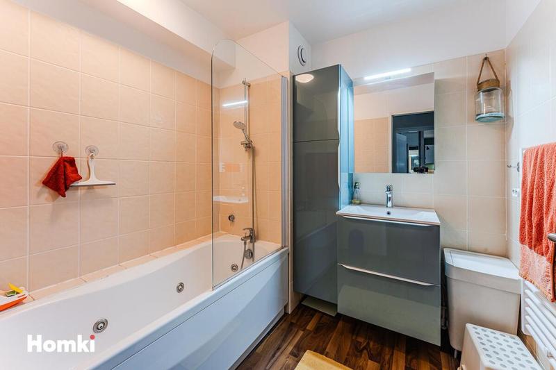 Appartement - 61 m² - 2 pièces