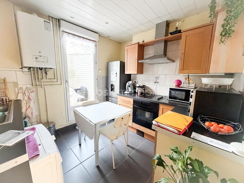 Maison - 90 m² - 4 pièces