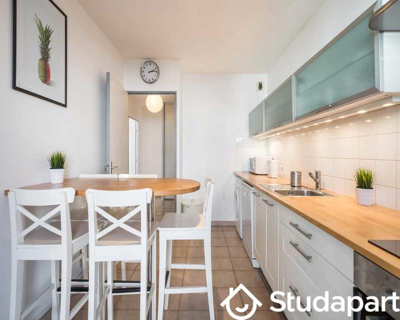 Chambre - 110 m² - 1 pièce