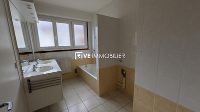Appartement - 80 m² - 4 pièces