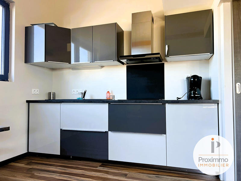 Bureau - 143 m² - 5 pièces