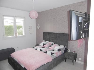 Maison - 105 m² - 5 pièces