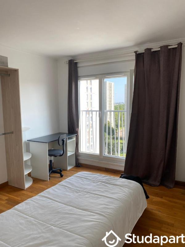 Chambre - 10 m² - 1 pièce
