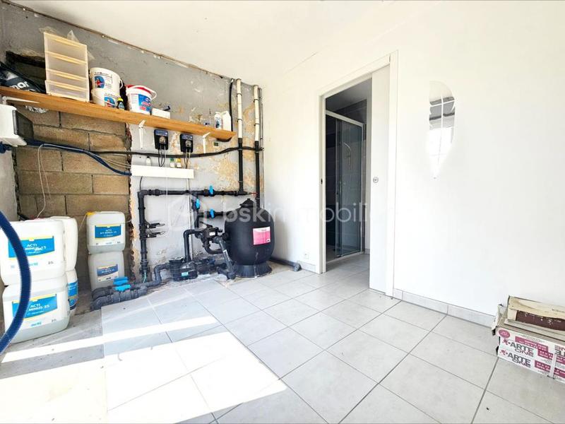 Maison traditionnelle - 196 m² - 5 pièces