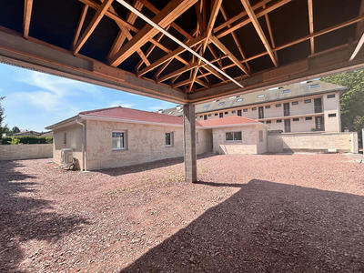 Villa - 140 m² - 5 pièces