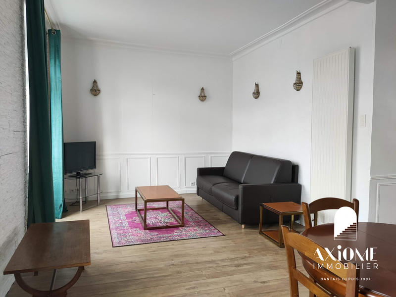 Appartement - 90 m² - 3 pièces