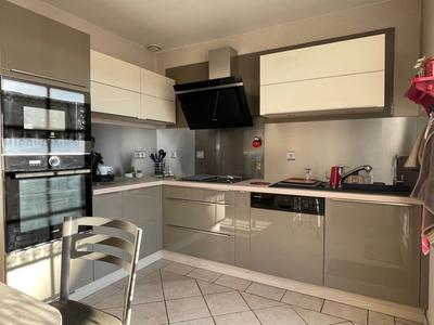 Maison traditionnelle - 105 m² - 5 pièces