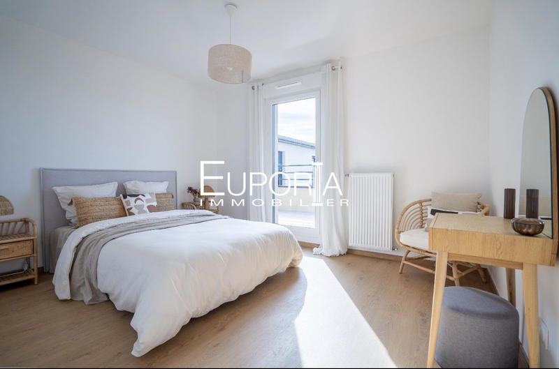 Appartement - 81 m² - 4 pièces