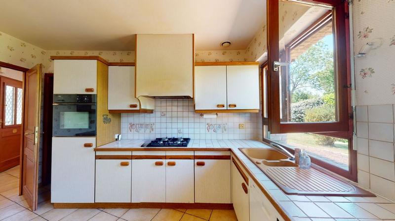 Maison - 180 m² - 5 pièces