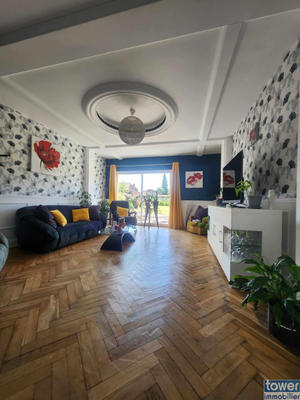 Maison - 185 m² - 7 pièces