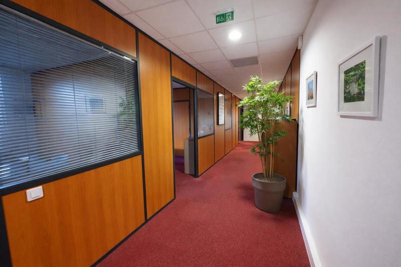Local d'activité / Entrepôt - 792 m²