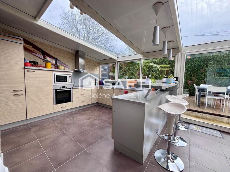 Maison - 122 m² - 5 pièces