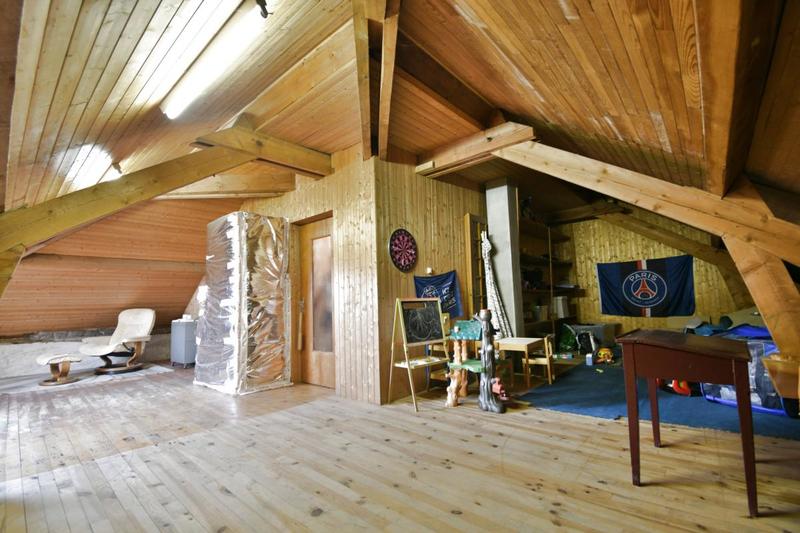 Maison - 186 m² - 7 pièces