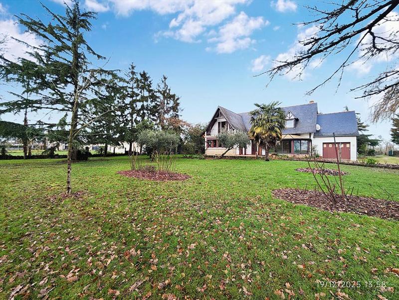 Maison - 182 m² - 6 pièces